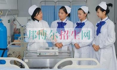 中?？谇会t(yī)學(xué)考大專
