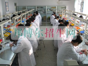 中?？谇会t(yī)學(xué)都學(xué)什么