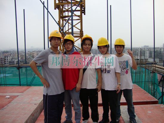 成都有幾個建筑工程技術(shù)學(xué)校