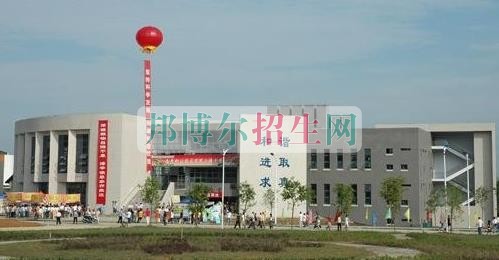 成都計算機(jī)應(yīng)用技術(shù)最好學(xué)校