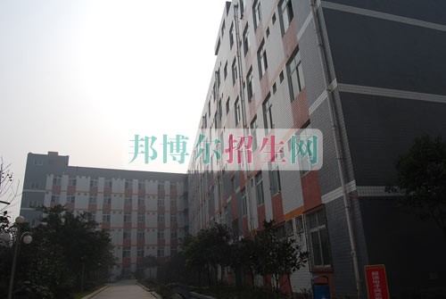 成都什么計算機網(wǎng)絡(luò)技術(shù)學校好