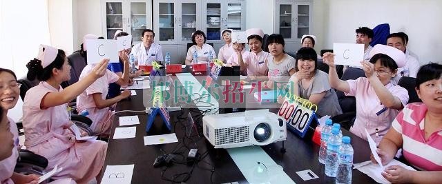 成都有涉外護(hù)理的大專(zhuān)