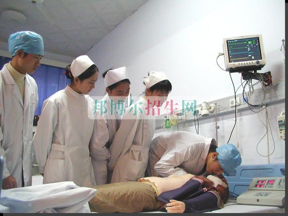 成都哪個眼視光技術(shù)學校好