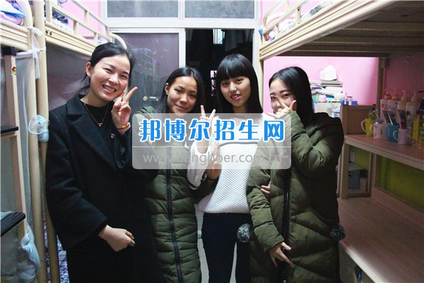 成都希望幼師學(xué)校是責(zé)任？更是一種愛！