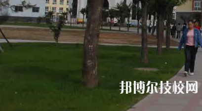 河北旅游管理中等專業(yè)學校2020年招生辦聯系電話