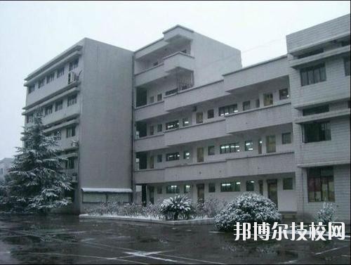 永康衛(wèi)生學校2020年報名條件、招生要求、招生對象