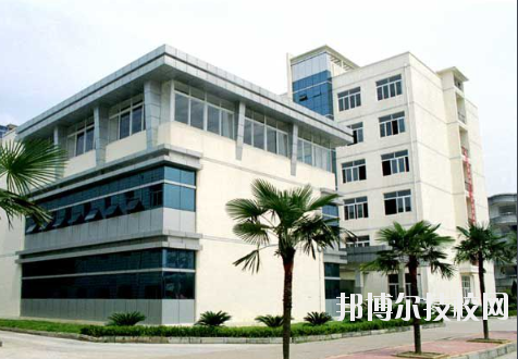 江西化學(xué)工業(yè)高級技工學(xué)校2020年報名條件、招生要求、招生對象