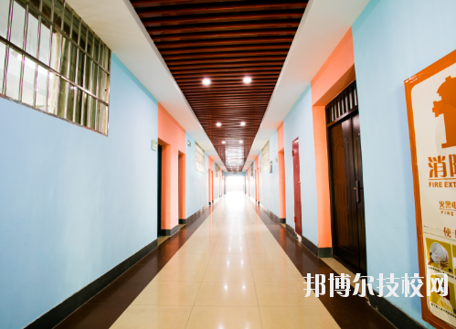 江西機(jī)械高級(jí)技工學(xué)校2020年招生辦聯(lián)系電話(huà)