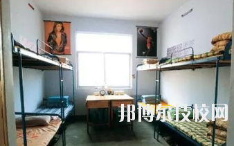 萍鄉(xiāng)湘東職業(yè)中等專(zhuān)業(yè)學(xué)校2020年宿舍條件