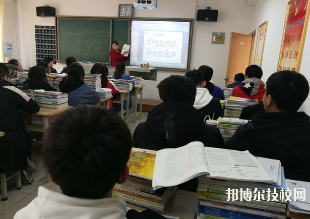 寶塔區(qū)職業(yè)教育中心2020年報名條件、招生要求、招生對象 