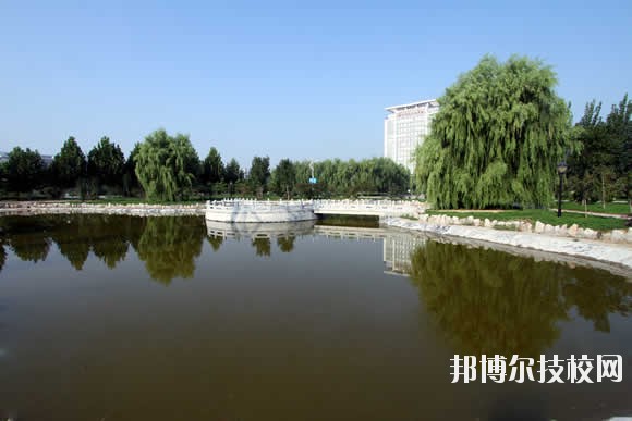 衡水科技工程學(xué)校2020年報(bào)名條件、招生要求、招生對象