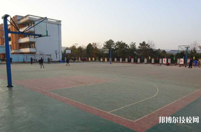 泰和中等專業(yè)學(xué)校2020年報名條件、招生要求、招生對象 