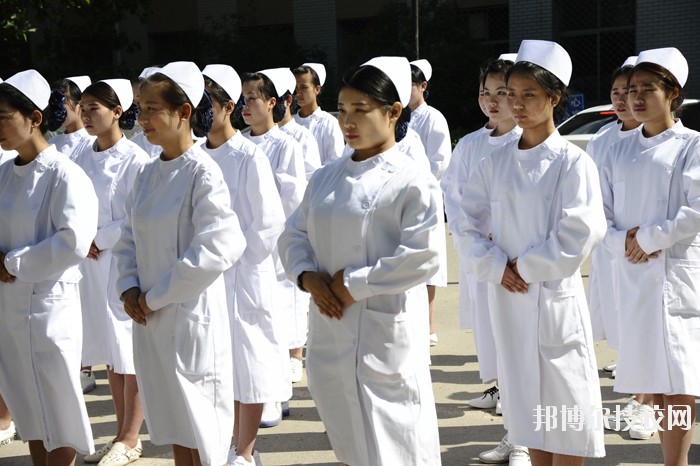灤縣衛(wèi)生職業(yè)學校2020年報名條件、招生要求、招生對象