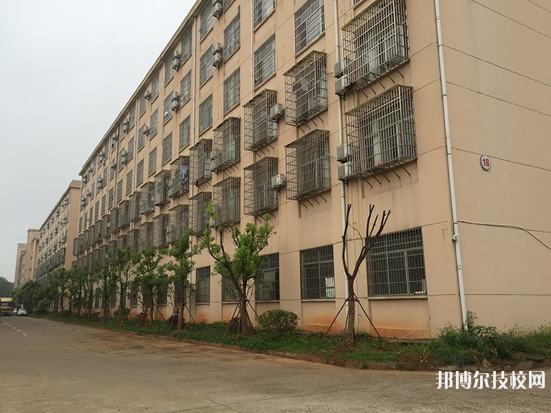 吉安信息工程學(xué)校怎么樣、好不好