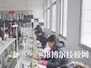 重慶綦江職業(yè)技術學校2020年報名條件、招生要求、招生對象