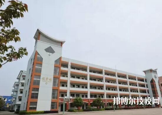 義烏城鎮(zhèn)職業(yè)技術(shù)學(xué)校2020年報名條件、招生要求、招生對象