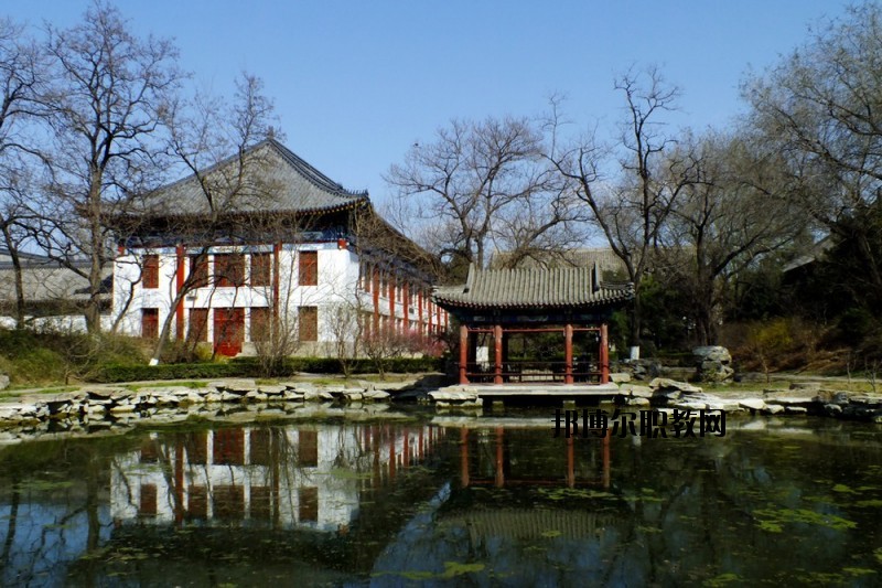恩施信息技術學校網(wǎng)站網(wǎng)址