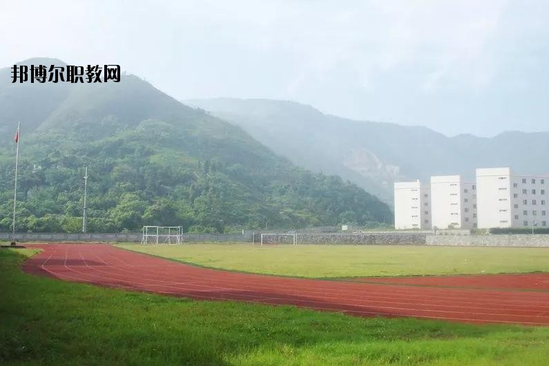 玉環(huán)中等職業(yè)技術學校2020年報名條件、招生要求、招生對象