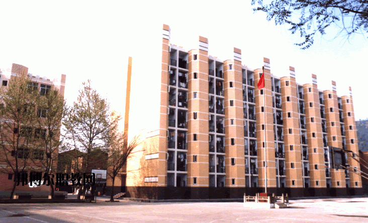 達(dá)州風(fēng)華職業(yè)技術(shù)學(xué)校2020年報(bào)名條件、招生要求、招生對(duì)象