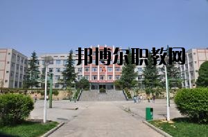 貴州省電子工業(yè)學(xué)校地址在哪里