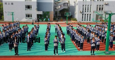 安吉職業(yè)技術(shù)學(xué)校2020年報名條件、招生要求、招生對象