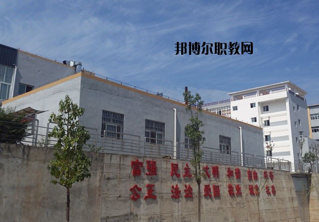 彭山縣職業(yè)高級(jí)中學(xué)校2020年報(bào)名條件、招生要求、招生對(duì)象