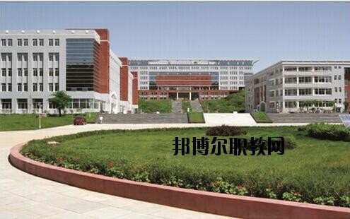 銅仁廣播電視大學(xué)中專部學(xué)校怎么樣、好不好