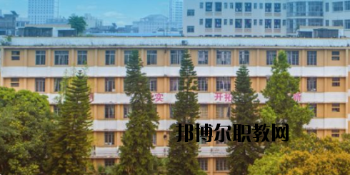 廣西玉林財(cái)經(jīng)學(xué)校怎么樣、好不好