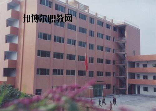 自貢舞蹈學(xué)校2020年報(bào)名條件、招生要求、招生對(duì)象