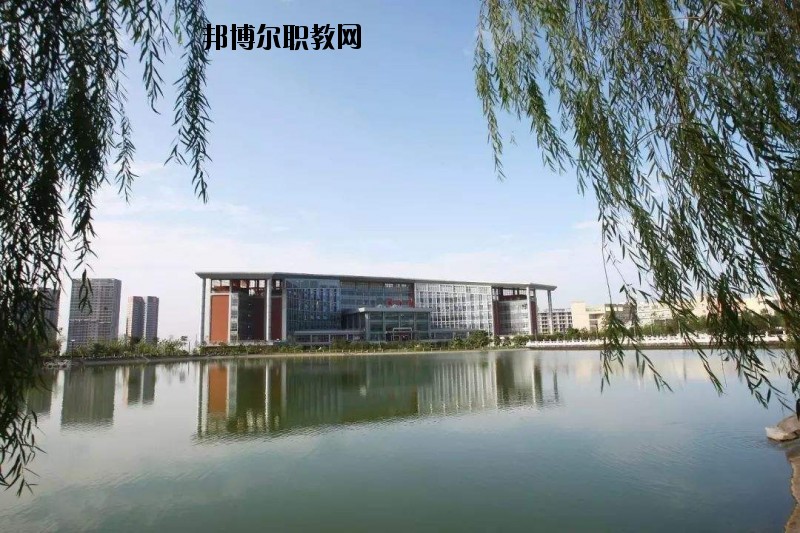 麻城順河高級職業(yè)中學怎么樣、好不好