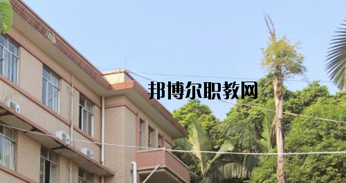 廣西工貿(mào)職業(yè)技術(shù)學校怎么樣、好不好
