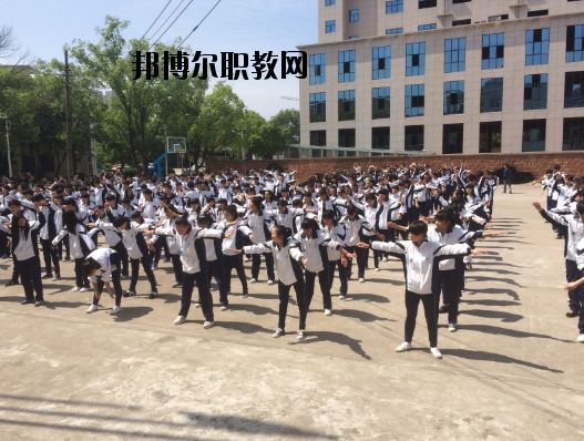 鷹潭工業(yè)中等專業(yè)學校2020年報名條件、招生要求、招生對象