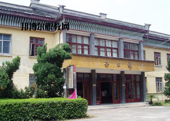 江西撫州創(chuàng)新學(xué)校怎么樣、好不好