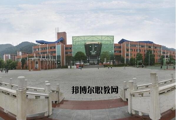 遵義體育運(yùn)動學(xué)校2020年報(bào)名條件、招生要求、招生對象