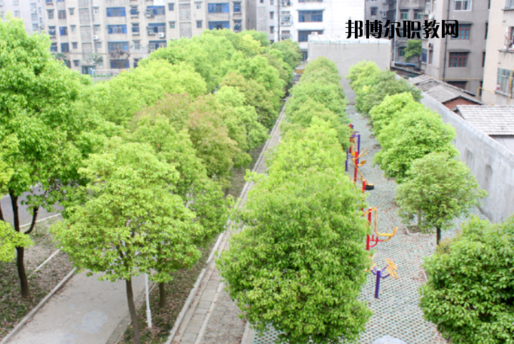 湖北潛江衛(wèi)生學(xué)校怎么樣、好不好
