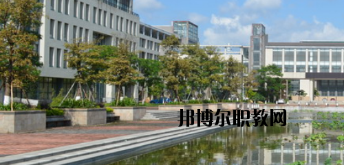 佛山高明區(qū)職業(yè)技術(shù)學(xué)校2020年報名條件、招生要求、招生對象