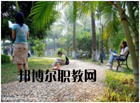 瀾滄縣職業(yè)高級中學2020年報名條件、招生要求、招生對象