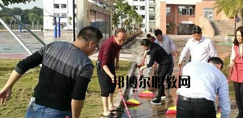 石家莊萬(wàn)搏中等專(zhuān)業(yè)學(xué)校網(wǎng)站網(wǎng)址