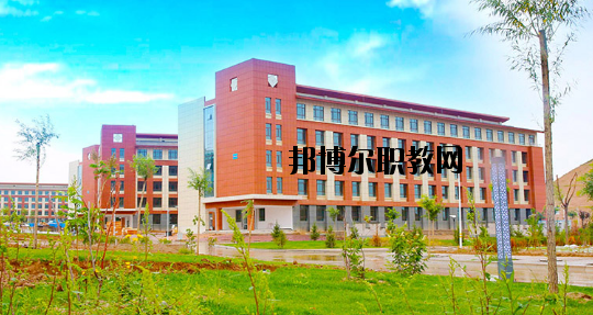 甘肅衛(wèi)生學校2020年報名條件、招生要求、招生對象