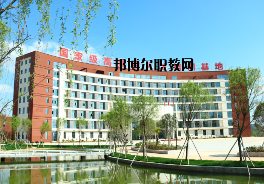 寧都技工學(xué)校2020年報(bào)名條件、招生要求、招生對(duì)象