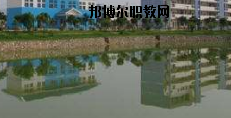 柳州鹿寨職業(yè)教育中心怎么樣、好不好