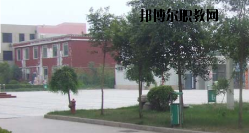 鄭州商貿(mào)技師學院怎么樣、好不好