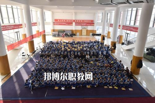 許昌體育運動學(xué)校2021年報名條件、招生要求、招生對象