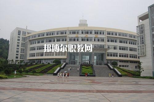 四川建筑技工學校2020年報名條件、招生要求、招生對象