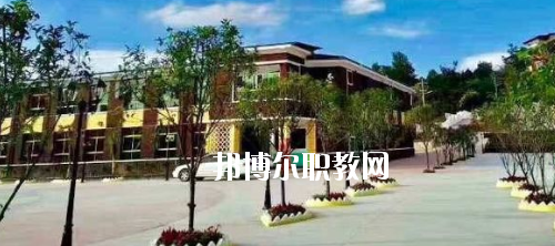貴州航空工業(yè)技師學(xué)院烏當(dāng)校區(qū)2020年報(bào)名條件、招生要求、招生對(duì)象