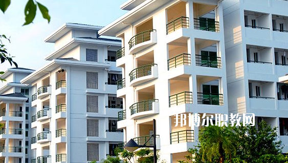 梅州職業(yè)技術(shù)學校2020年報名條件、招生要求、招生對象