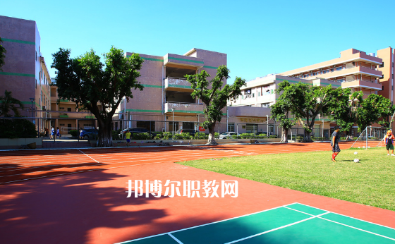 東莞經(jīng)濟貿(mào)易學校怎么樣、好不好