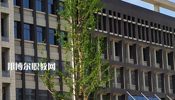安徽天柱山旅游學(xué)校2021年報(bào)名條件、招生要求、招生對(duì)象