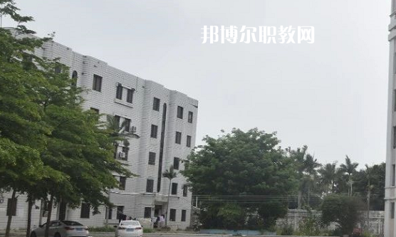 吳川職業(yè)高級中學怎么樣、好不好