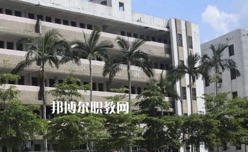 吳川職業(yè)高級中學(xué)2021年學(xué)費、收費多少